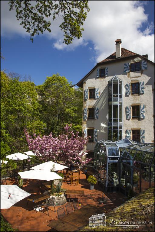 Hotel La Maison Du Prussien Neuenburg Exterior foto